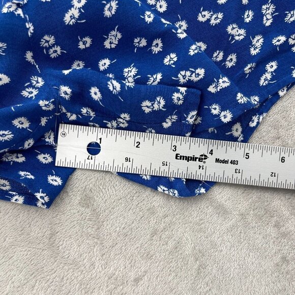 Rails Chloe Romper Floating Daisy Cobalt Flutter Sleeve Short Suit - Picture 11 of 13